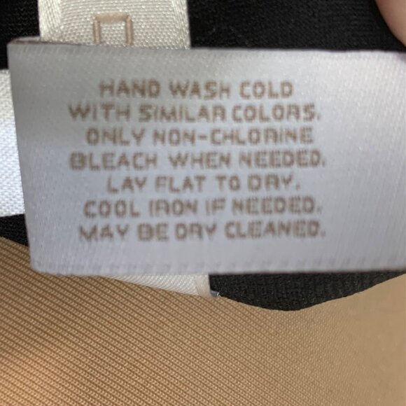 Chicos Chevron Mix Chanon Black Gold Shift Dress Keyhole Back Chico’s 0.5 US 6 - Picture 7 of 10